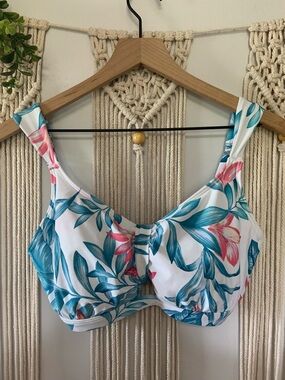 BIRDSONG Aloha Bikini Swim Top 32 DDD